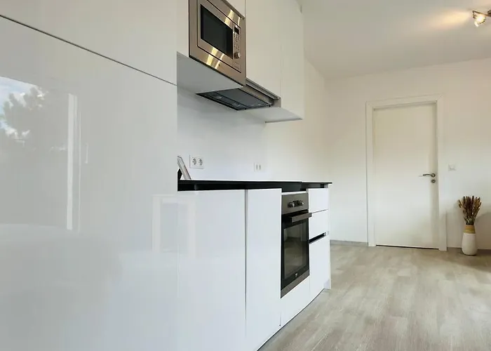 Sunny Modern With Balcony - Free Parking * Vídeň